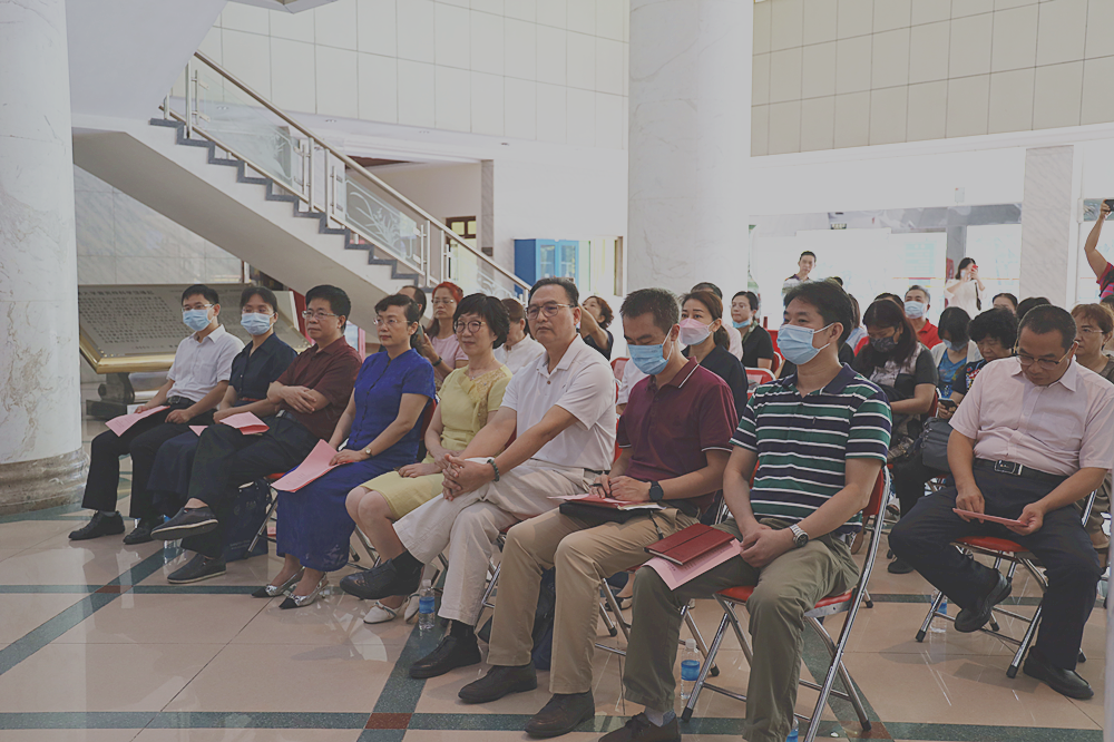 暨南大学摄影展4_副本.png